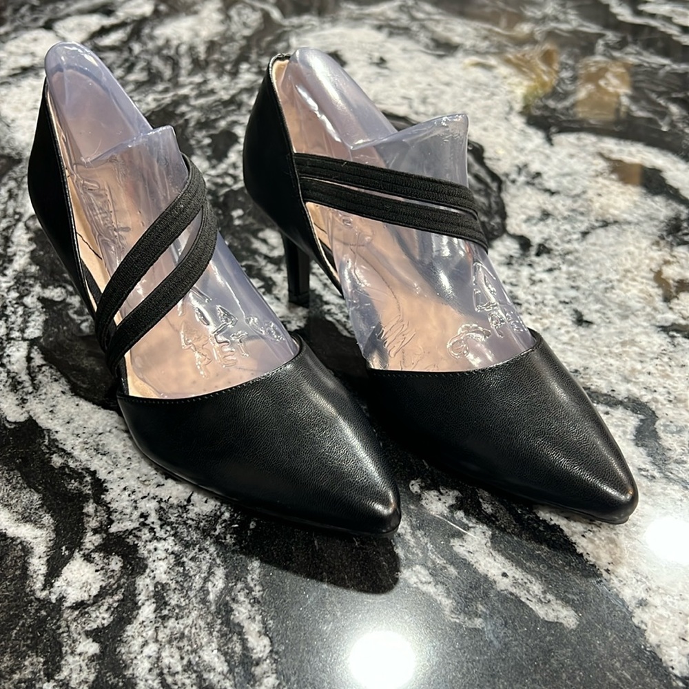 LifeStride Black Shoes